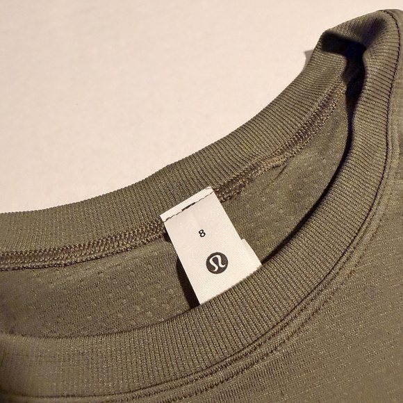 NWT Lululemon Swiftly Relaxed Long-Sleeve Shirt *Hip Length Army Green Size 8 - Picture 4 of 6